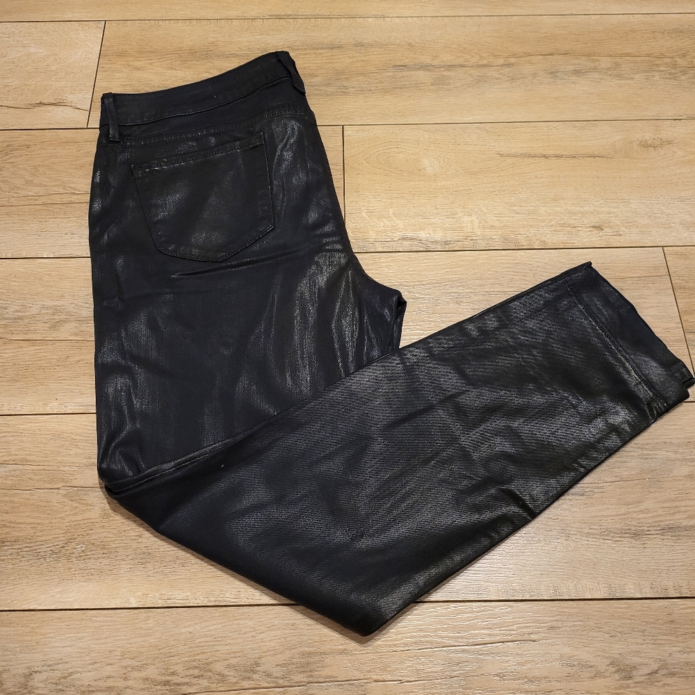 Divine Rights of Denim Ankle Crop